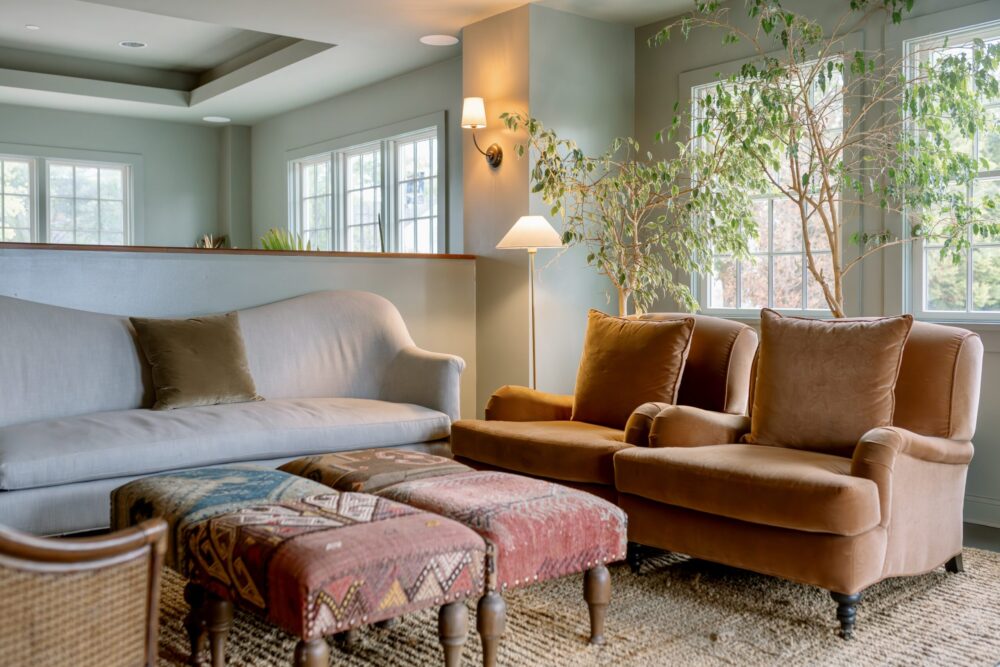 Cozy, plush seating in The Harbor Front Inn lobby.